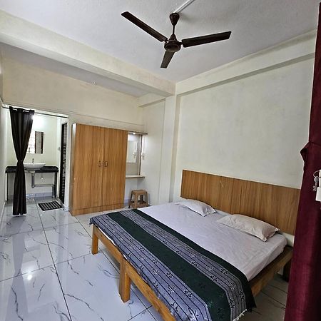 Souparnika Residency Murdeshwar Māvalli エクステリア 写真